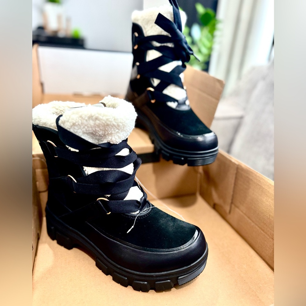 Sorel Black Shearling Cuff Lug-Sole Hiking Boot - Picture 2 of 6